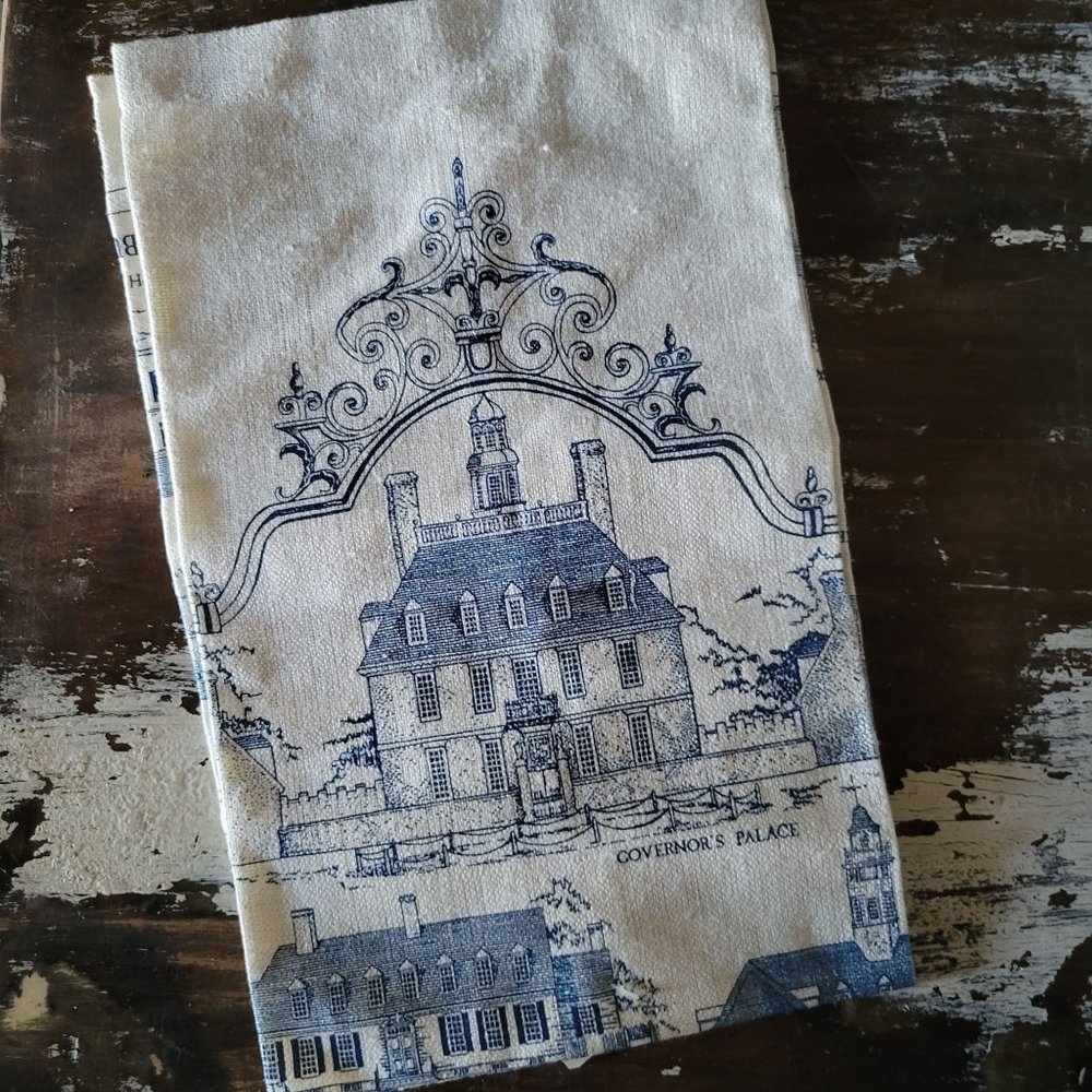 Large Williamsburg Historic Area Buildings Linen Souvenir Tea Towel w/Tag